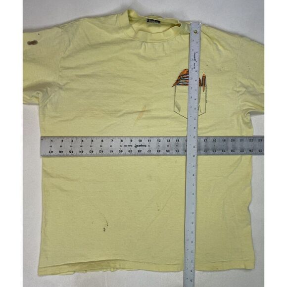 VINTAGE Fish Pocket Graphic 1986 T-shirt Men XL Yellow USA 80s Single Stitch - Picture 10 of 10